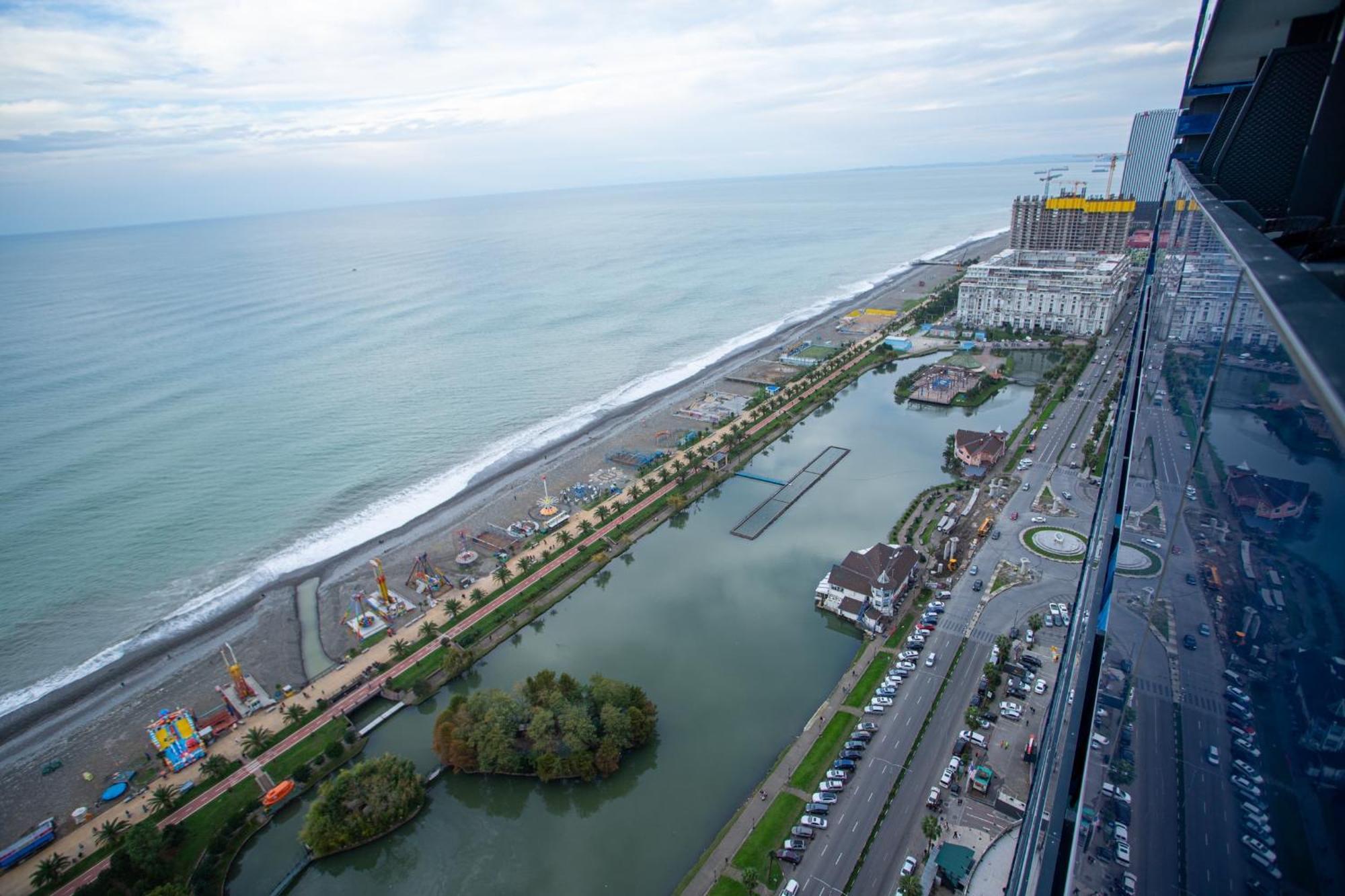 Orbi City D Block Batumi Esterno foto